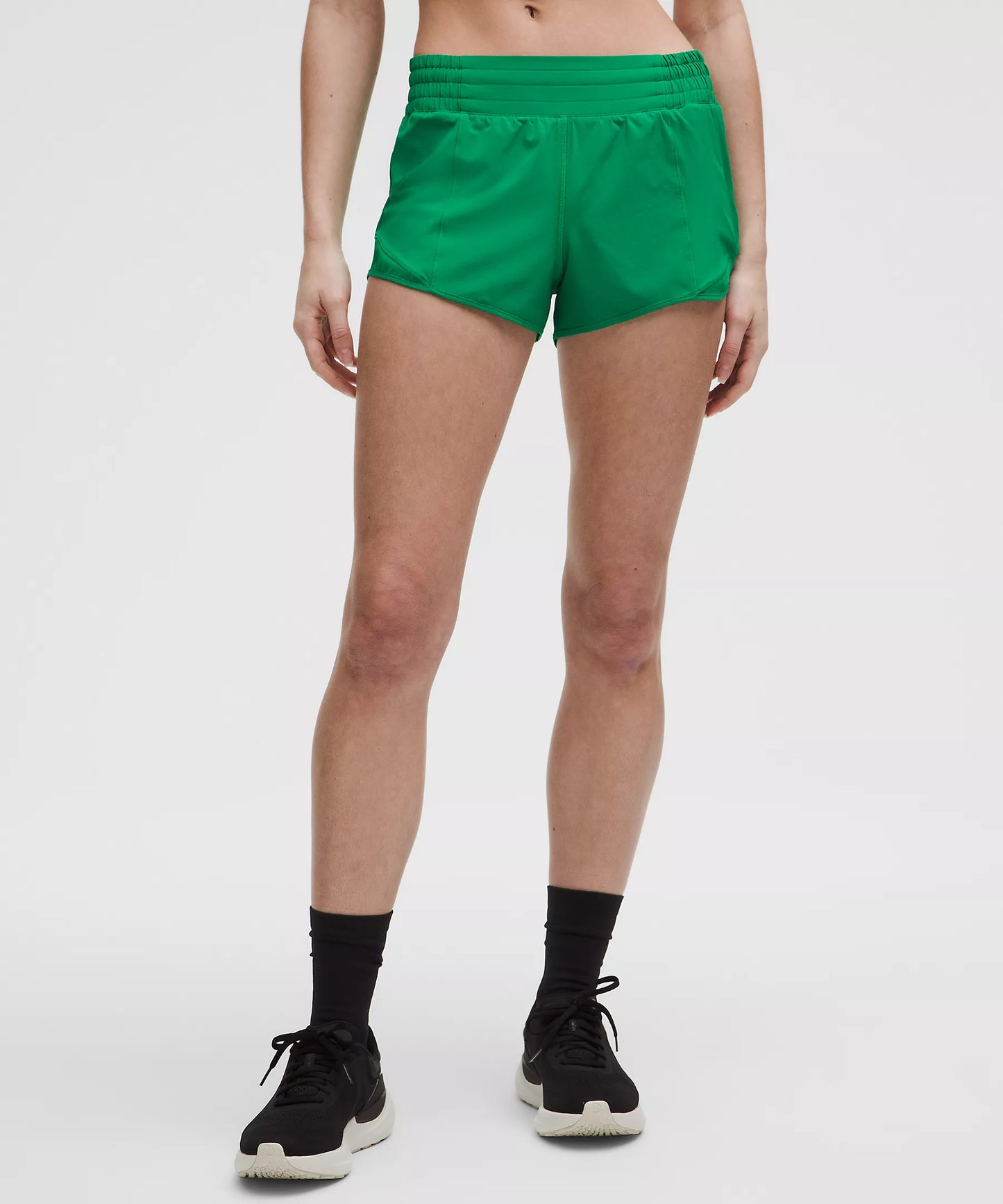 lululemon - Hotty Hot High-Rise Lined Short 2.5" - Raceway Green