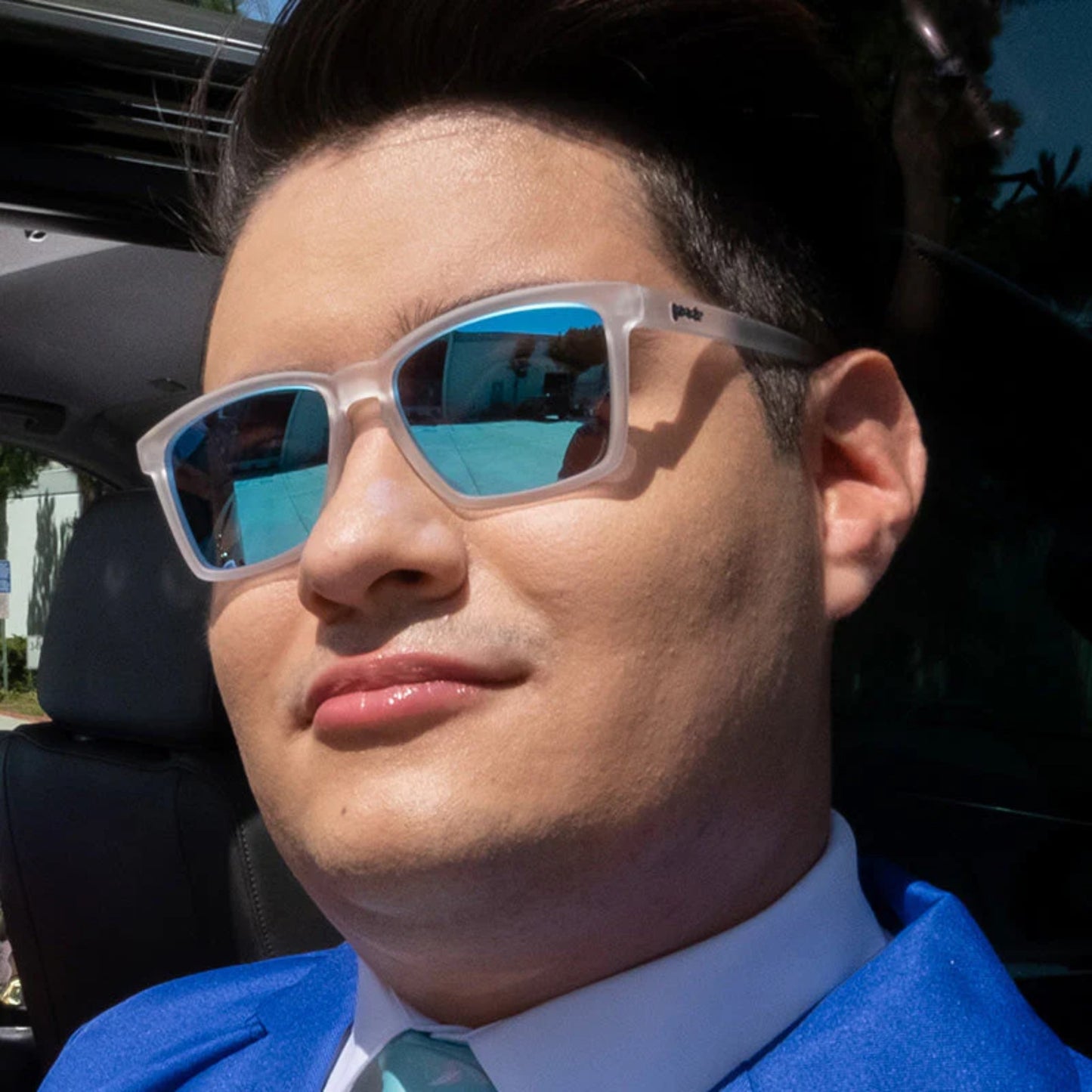 Middle Seat Advantage Sunglasses