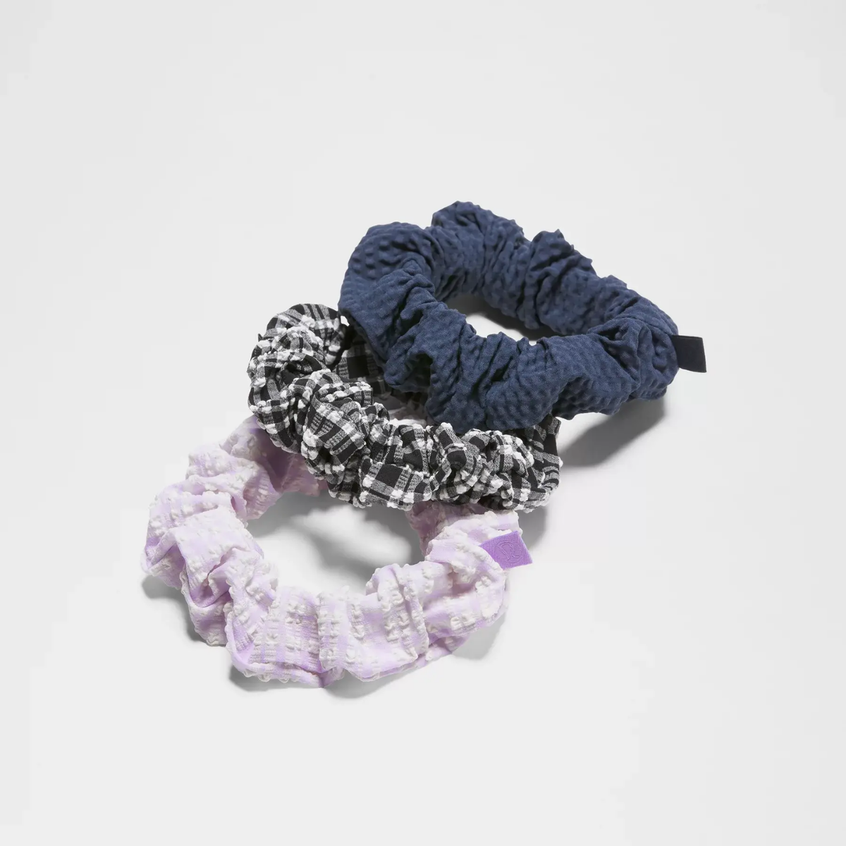 lululemon - Uplifting Scrunchies *3 Pack - Lavender Frost/Black/Club Blue
