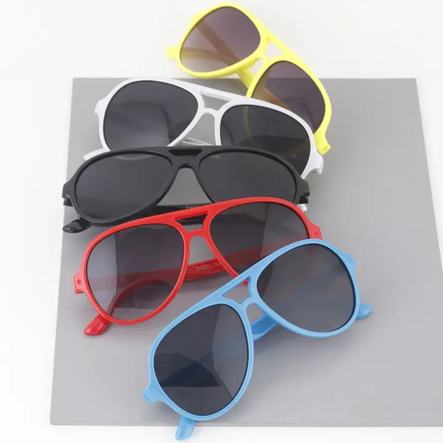 Kids Classic Aviator Sunglasses - Can you Dig It?