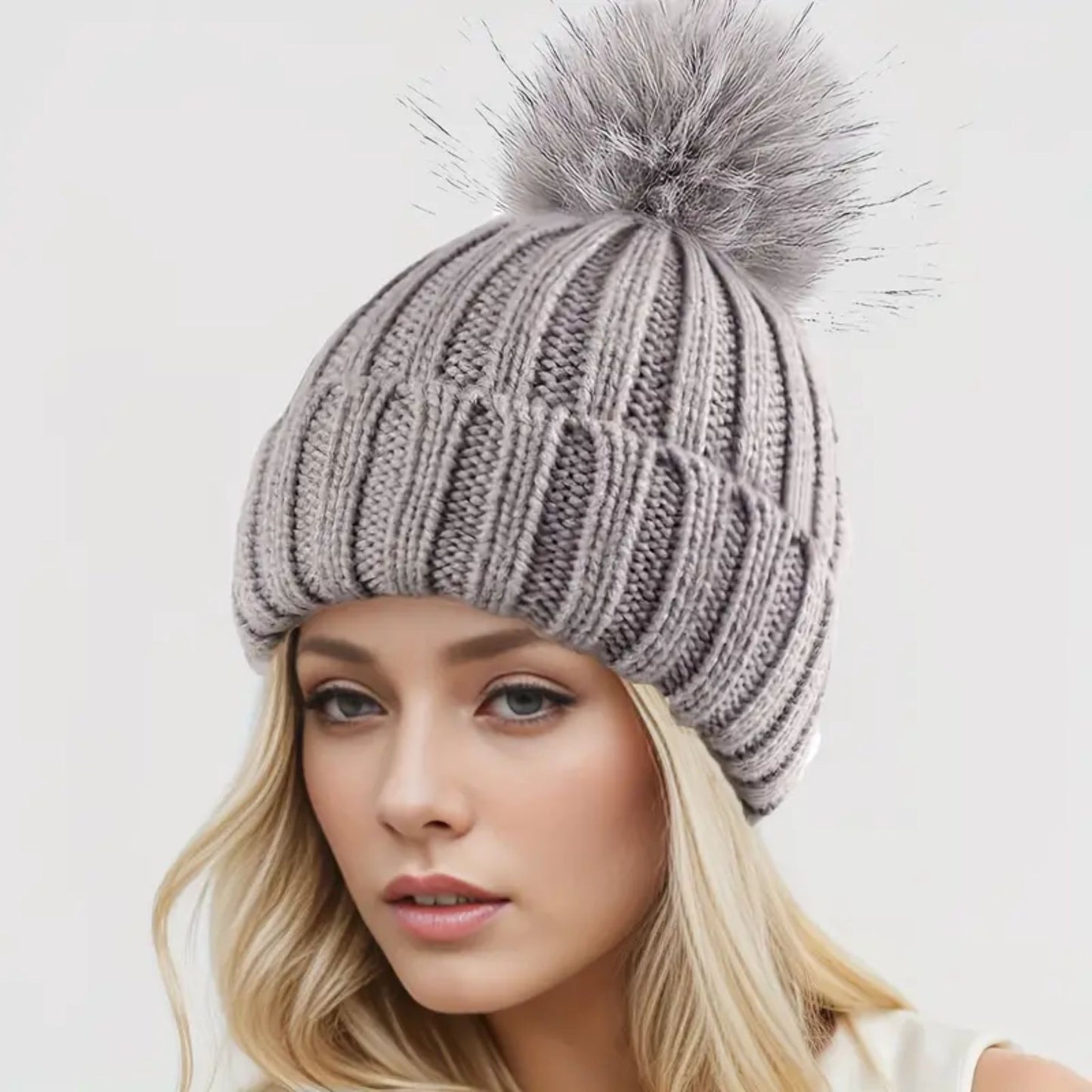 Knitted Beanie with Faux Fur Pom Pom - Grey